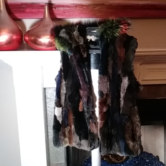 Rabbit Vest - Picture 1 of 2